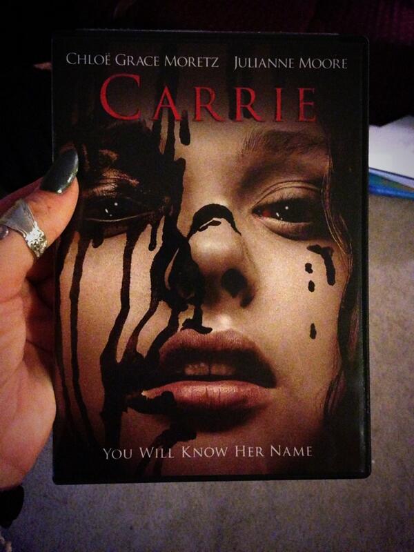 danid6514's tweet photo. @ChloeGMoretz seriously a must see! Such an amazing actress! Loved it ❤️ http://t.co/qdS5Rqm4uG