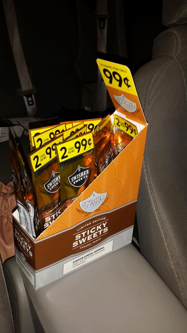 MpPruett's tweet photo. #shewould #rollenup #36 @PeekKristin http://t.co/i8Bm5PQjxt