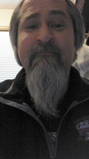 JMullenICT's tweet photo. @Adam_R_Little This is a beard young grasshopper. http://t.co/JEtlsQUPHv