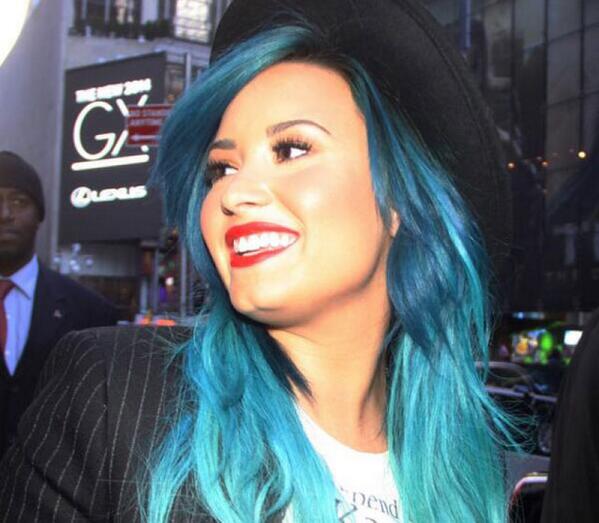 _sweetdemetria's tweet photo. essa mulher me mata, como pode ser tão linda http://t.co/gwSXoH9itt