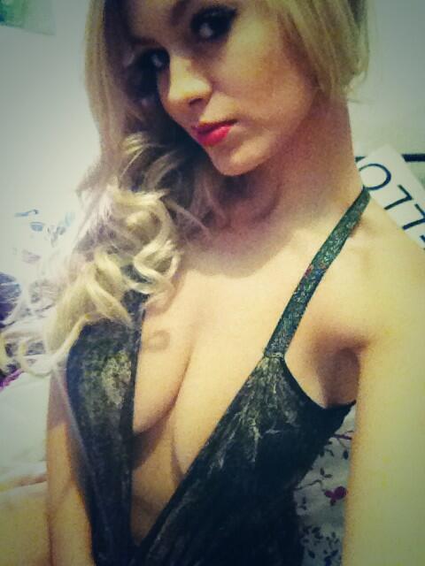 good night all! from http://t.co/22Hkl8DQku new gallery content uploaded tomorrow! x http://t.co/tP8<a href="/tag/humpday"class="tags"><span>#humpday</span></a>