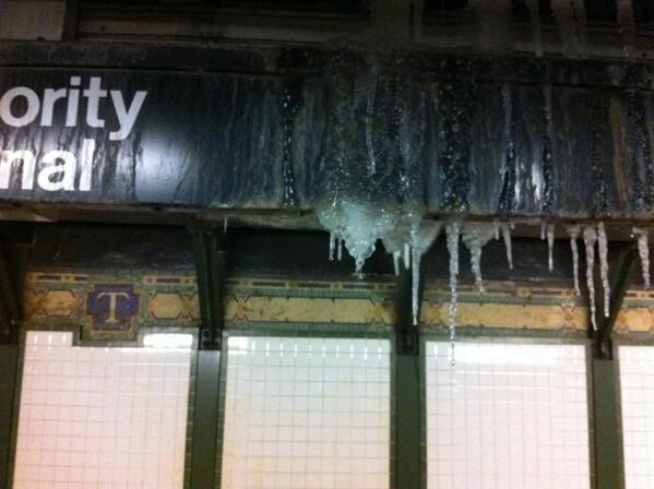 henryfingjames's tweet photo. #deblasiosnewyork http://t.co/OSil89JqAD