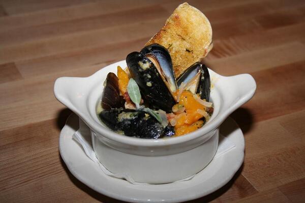CafeCibon's tweet photo. #BattledishROC Presented by @dishcrawlroc Feb 8th @ 2pm! Get Your Tickets Now http://t.co/ICNrC2rzQr! http://t.co/OO82AUrpE1