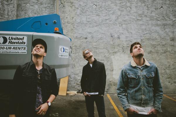 Foster the People >> álbum "Supermodel" - Página 5 BdavNuCCEAAy7hg