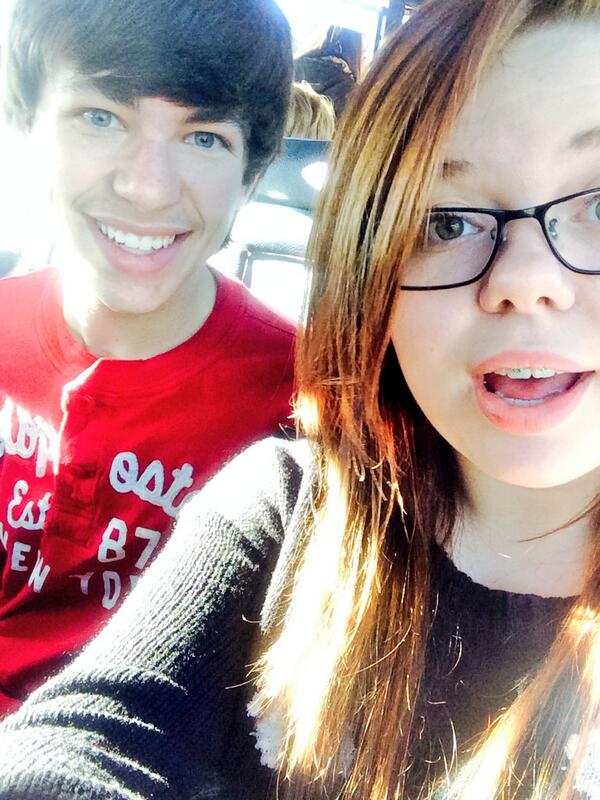 Ericaloversyou's tweet photo. Bestfriend. @That_Guy_Stine http://t.co/HovjrhB0XL