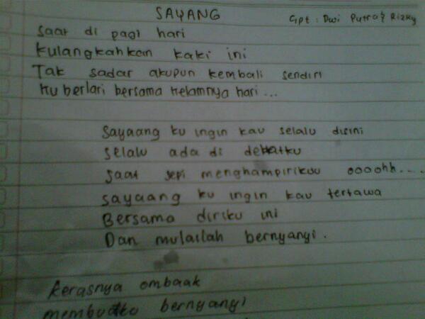 LanguageClass13's tweet image. Ebrut band @dwitriyonoputra dkk ☺#latepost