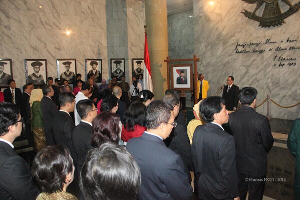 Pelantikn para Wakil Dekan di lingkungan UI o/ PJ. Rektor UI Prof.Dr. Ir. Muhammad Anis,M.Met. Rabu (8/1) di UI Depok