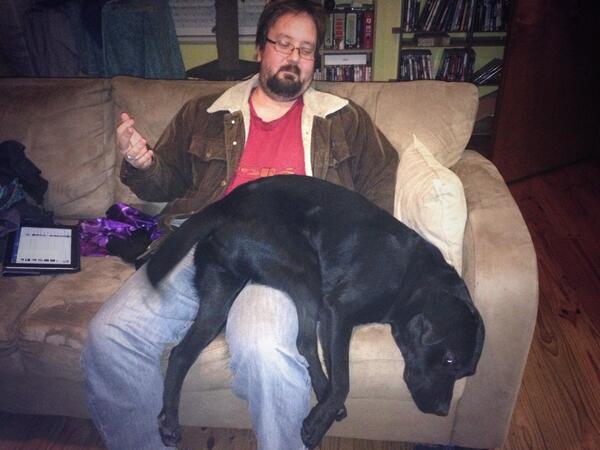 SpudMe21's tweet photo. #howdoicouch #zorro http://t.co/OOzhGpM5ez
