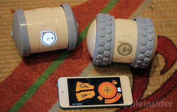 rozetked's tweet photo. #Orbotix анонсировали новую игрушку Sphero 2B по цене ниже $100.
#CES2014 http://t.co/6z65UgIihD