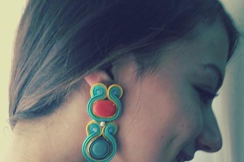 DOriArte's tweet photo. She and her earrings made by D'Ori Arte #style #summer colors #model #fashion #chic #handmade #soutache http://t.co/0QOP1qh3yZ