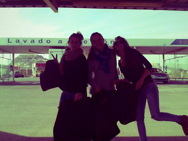 zayda994's tweet photo. @evagil21 @maitecorralbru #araAdinarrr http://t.co/XCGSoPraYV