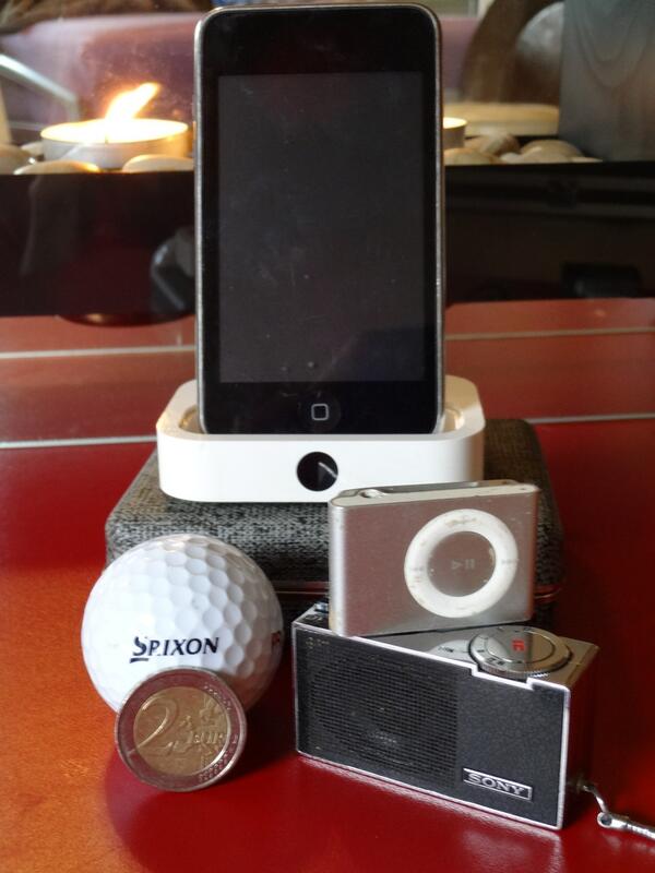 thetimchannel's tweet image. A working 1964 Sony ICR-100 is more valuable than a brand new iTouch. World’s 1st integrated circuit radio.  #timtech