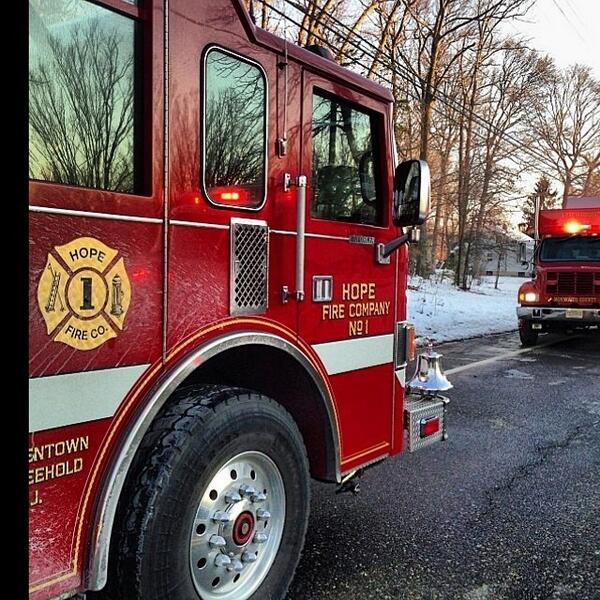 AFireStation's tweet image. Thanks @brian8265 ! #hopefire #engine82 #worker #fire #jobs #njfiretrucks #brotherhood #engine #tower #ladder #re...