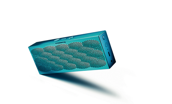 TravelLeisure's tweet photo. #TLDesignAwards winner for Best Speaker is the Mini Jambox by @Jawbone http://t.co/iKCFKrIiT3 http://t.co/GOrnXJE8Ym