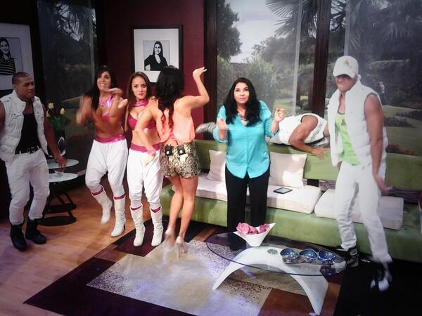 decasaencasatc's tweet photo. !SOMOS TENDENCIA Y TODO GRACIAS A USTEDES QUERIDOS SEGUIDORES! !FIDELIDAD PURA! POR ESO #DCECMeEncanta http://t.co/dSSVsiZTCZ