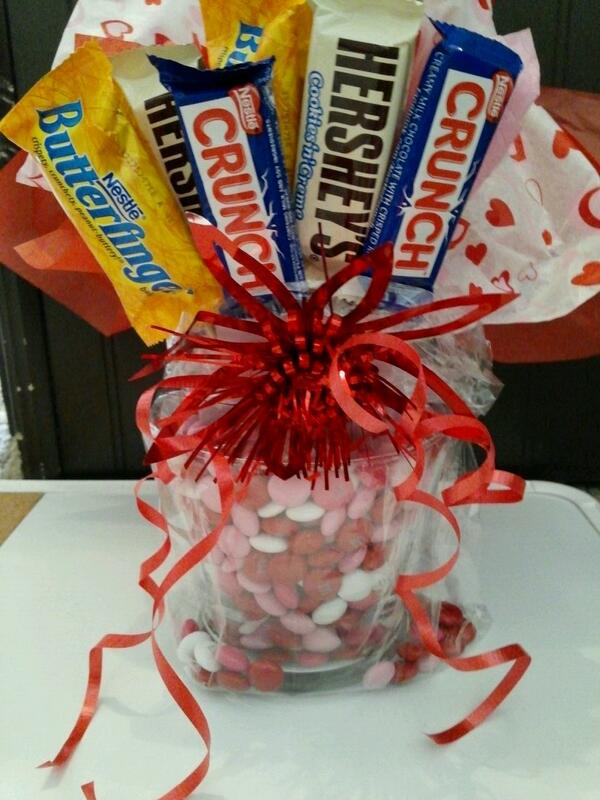 doby67's tweet photo. Candy bouquets courtesy of C and J NikNaks small 10.99/Large $19.99 http://t.co/TkJ0FPJL9G Place your order http://t.co/t0c2fiKi4W