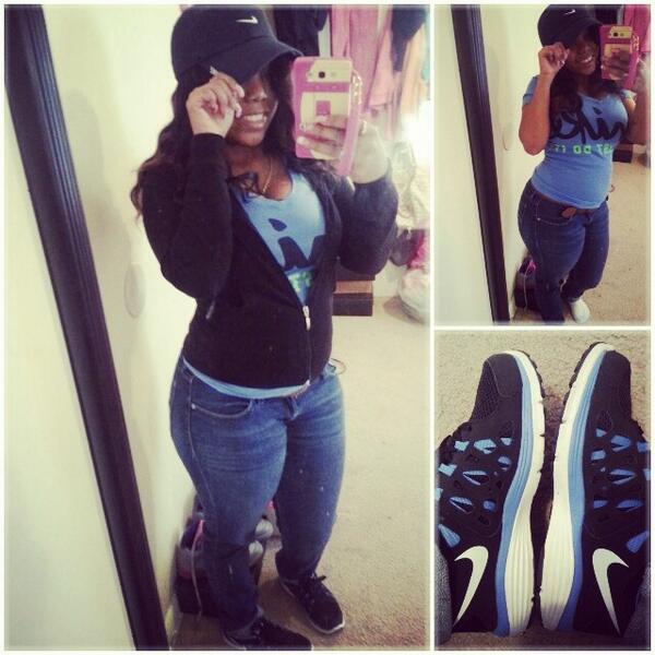 qvueen_don's tweet image. 💋💋💋💋#KOTD BLUE TODAY #NIKESHIRT &amp;amp;HAT #NIKEHOODIE #LEVIS MY FLY MATCH HIS FLY 👏👌