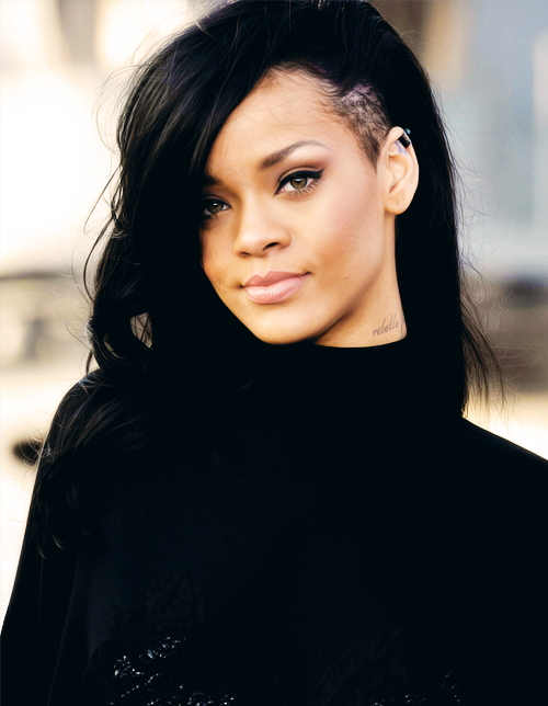 channiexstayx's tweet image. #randbartist #PeoplesChoice @rihanna