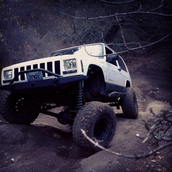 OffRoadNationTV's tweet photo. Cherokee Flexin http://t.co/XM8Cor5q3w