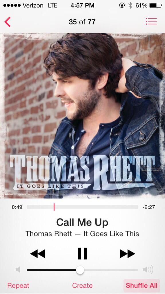 _jessmatthews_'s tweet image. easily my favorite @ThomasRhett song 😋 #callmeup