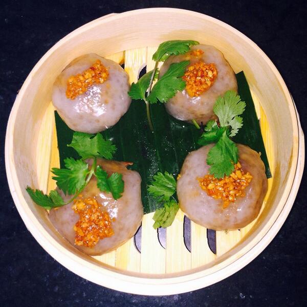 ChaoMienSF's tweet photo. This is our Chix Cilantro Dumplings w/ Hse Mde Pear Mae Ploy. Come get 'em Sunday @NakedLunchSF, 5-9pm. @ChaoMienSF http://t.co/F6TyKTFgIH