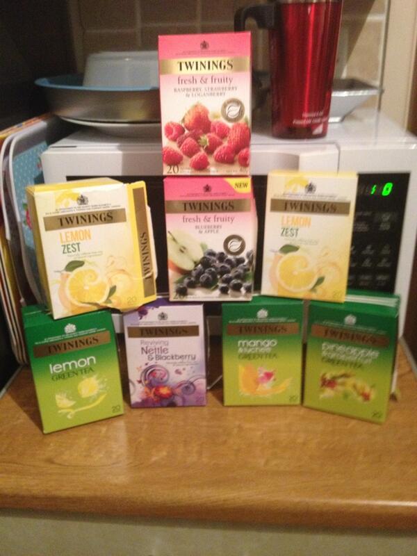 lukebolt94's tweet photo. When everyone goes on a diet they drink green tea!! # so here goes! http://t.co/HXhoKfjfpF
