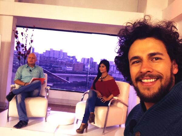 ivanlopezcol's tweet photo. Desde ya!!! Por @CanalUNE con @Angelavosorio y @alejomarin204 ya nos vemos... http://t.co/riHjvP2AeX