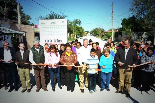 EtienneLlano's tweet photo. Dedicaremos todo nuestro esfuerzo para servirles como merecen cada uno de los victorenses. #100DíasGobiernoMunicipal http://t.co/Ckr8vceT6D