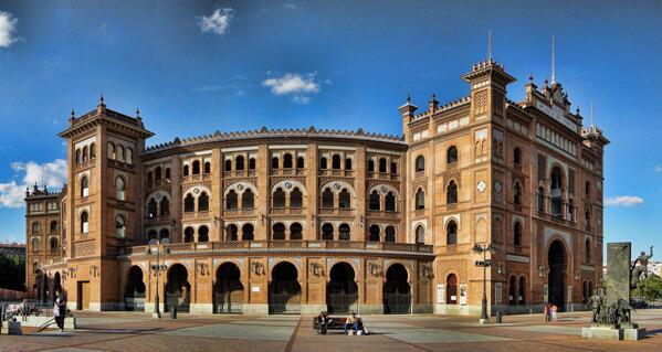 miguel_esp20's tweet photo. Las Ventas, Madrid http://t.co/P7Ki0y0euh