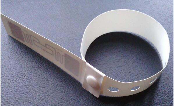 luke_rfidmtc's tweet image. rfid wristband, made of PP paper. Water proof and durable. UHF and HF available. rfidmtc.com