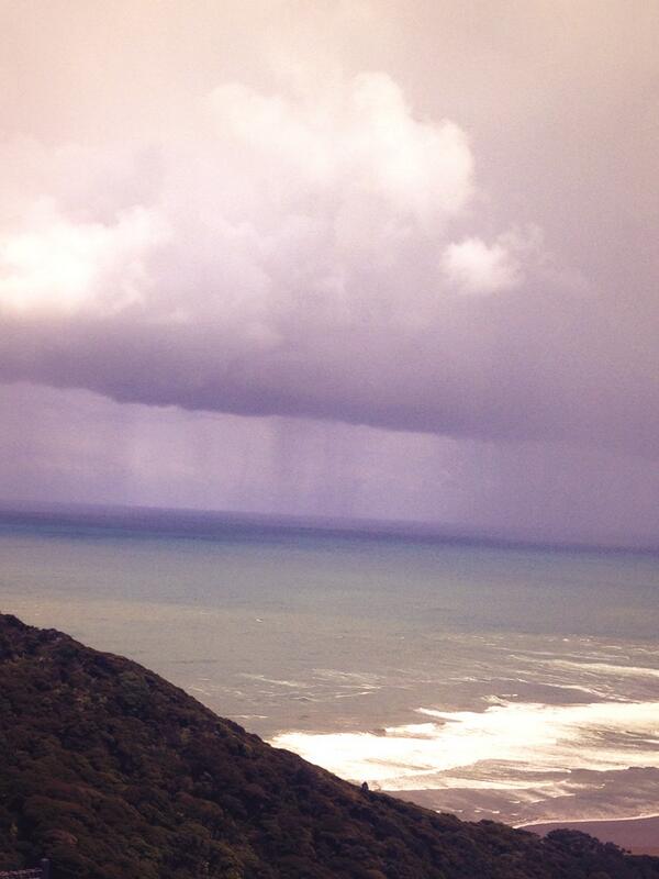 sa_schofield's tweet photo. Check out this rain #piha http://t.co/FCW2KooQir