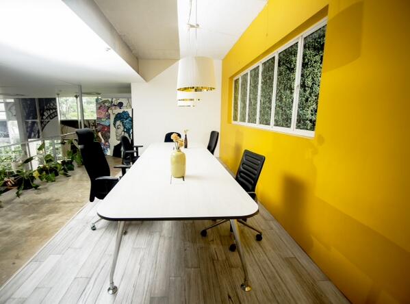 KantorKeren's tweet image. Wow “@k89meetingrooms: IDEA2 rooms. Meeting style room with the capacity of 6 persons. @eileenrachman http://t.co/EVSi8Z2Zju” via @kemang89