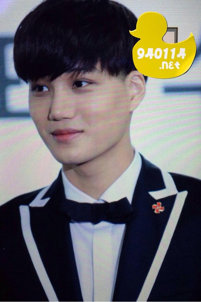 BdhX_7NCcAA4Ibg.jpg:large