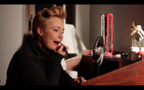 Anonymousfilma's tweet photo. Tessa Andonegi aktorea laburreko sekuentzia batean: http://t.co/4sq0pyj3eI