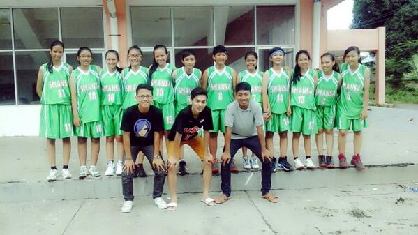 Selesai bertanding smansayuputri dan para oficialnya :)