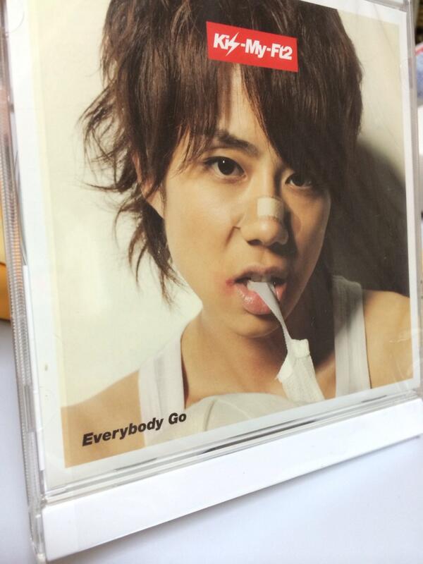 今日久々にうぃねばぎぶあっぷのpv見たけどみっくん可愛すぎたわ。引っ張り出してみた。うん、可愛い