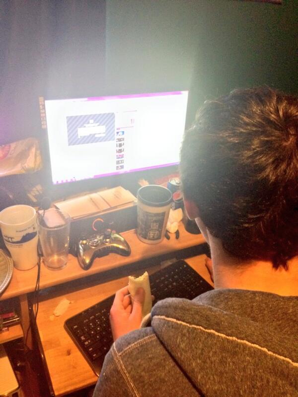 artfullly's tweet image. These burritos smell weird @D_AddarioRolls