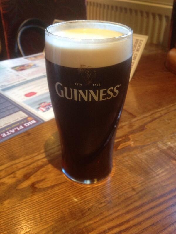 TheWilma's tweet photo. Quick pint with the owner. http://t.co/uNeDPlinu5