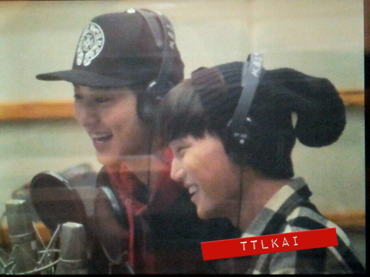 BdjQuVICcAAdQ6U.jpg:large