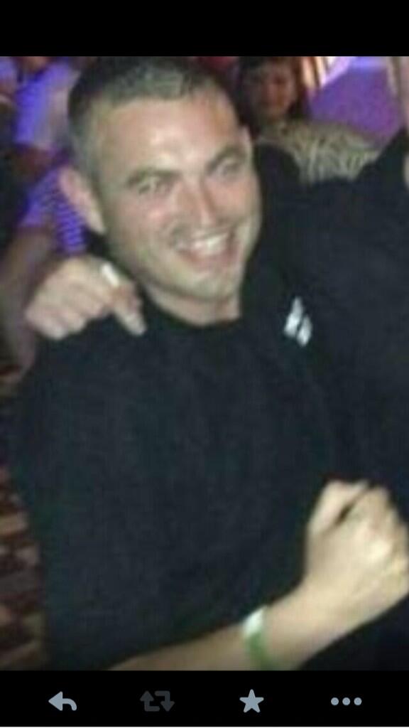 saucy_7's tweet photo. R.I.P to an absolute LEGEND &amp; a total an utter gentleman, love ya big man you'll be deeply missed ❤️ http://t.co/d9hpbtT4SC