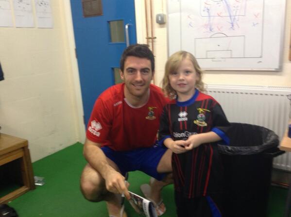 tommytremarco3's tweet photo. Seb an the big dog! @drapes8 http://t.co/ErzAK7Eq9C