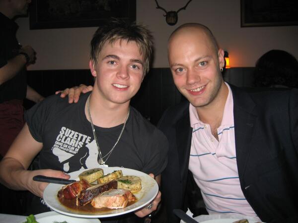 Here’s some #foodnostalgia on the last day of my #freshPRESSEDcleanse. Here w/ Dory Lobel in Germany #2006. #SoHungry