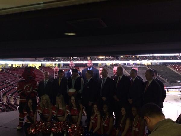 DevilsGenerals's tweet photo. The big group. http://t.co/isJS6nM25r