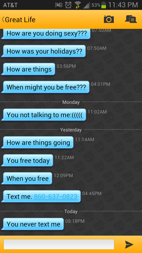 Grindr_probz's tweet photo. “@imaperson__: Persistence personified. @Grindr_probz  #grindr http://t.co/vCnQFsyY4s” OMG  STOP. OMGOMGOMG