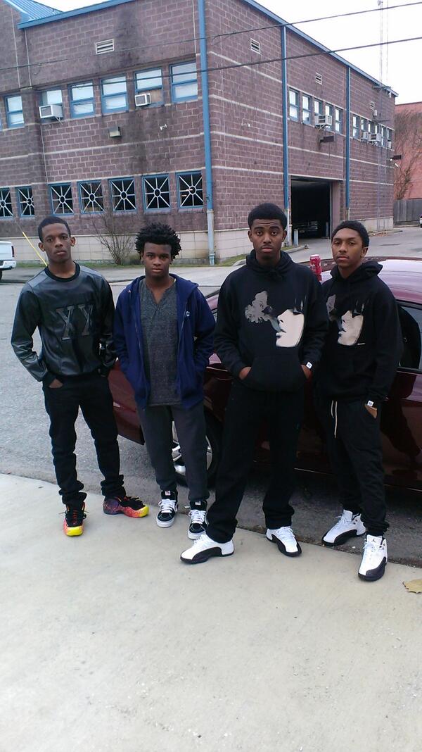 coyungin's tweet photo. Dream Team http://t.co/E06OeF5x6R