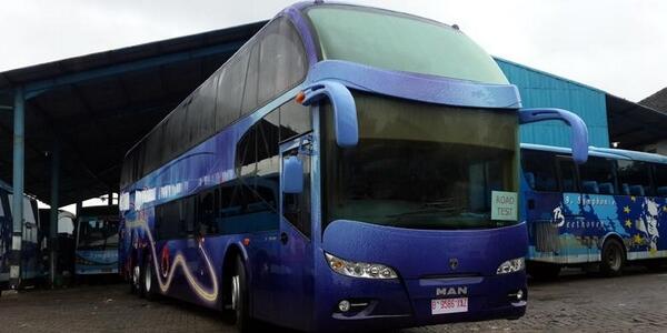 Keyen dah RT <a href="/kompascom/">Kompas.com</a>: Ini Dia Bus Tingkat Buatan Indonesia  kom.ps/AFeFlP
