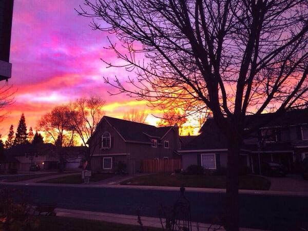 ClaudioAravena_'s tweet image. Thanks for letting edit your wonderful picture @blumberry10 ! #onpoint #editedversion #incrediblesunset