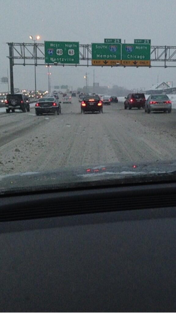 StuffSeanSays35's tweet photo. The roads look fine http://t.co/Ad6308HovD