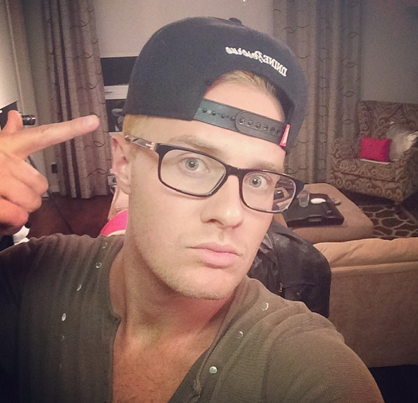 Bart Baker On Twitter Don T Worry Guys My Eminem Hair Color Isn