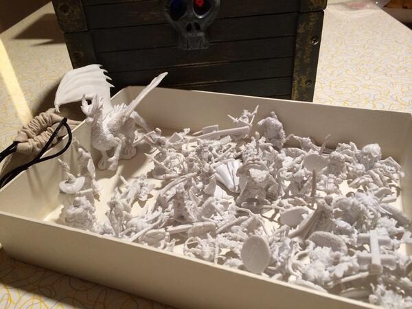 So Bandit got really into the kid version of DnD I've been winging and @reapermini makes amazing inexpensive minis!